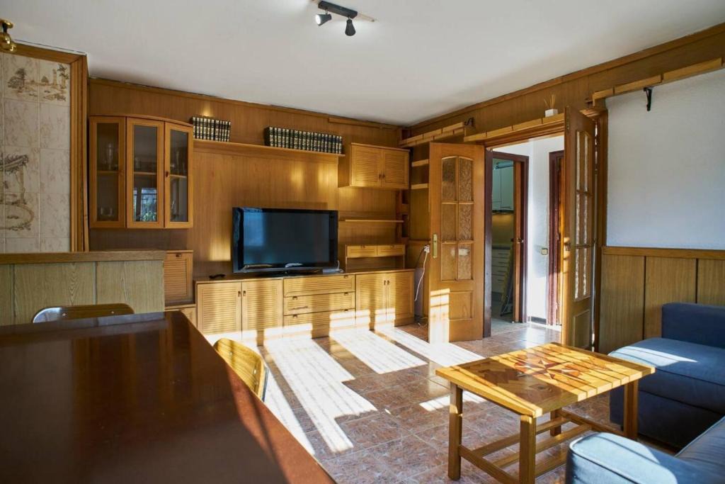 Esparraguera House | Holidays Domus Iano