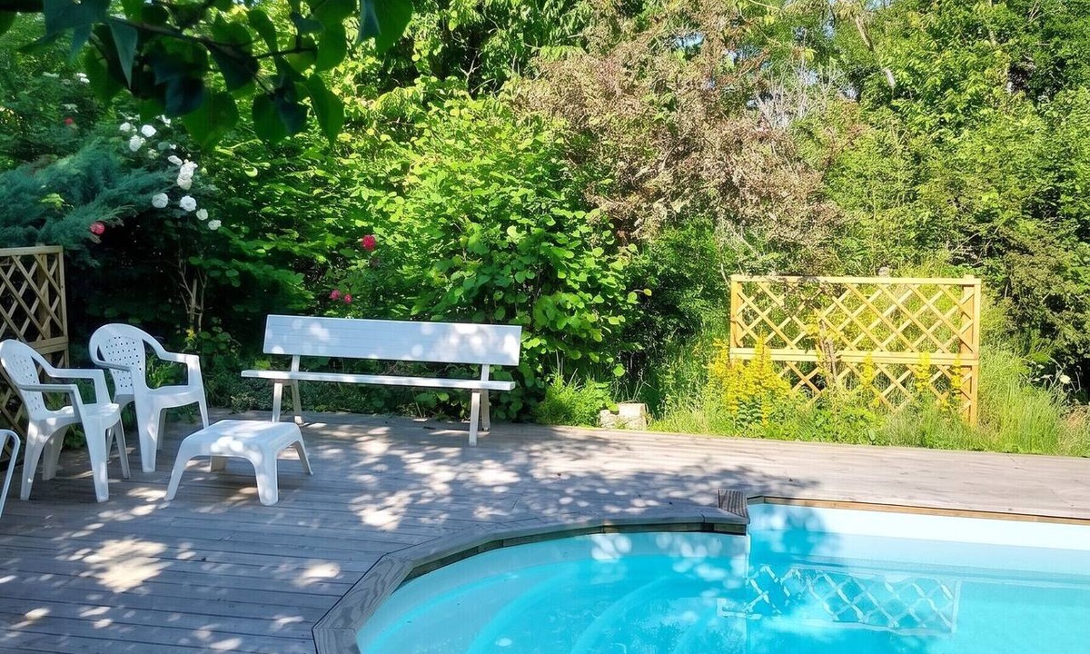 Saint-Cirgues-de-Malbert Villa | Homerez - Villa Saint-Cirgues
