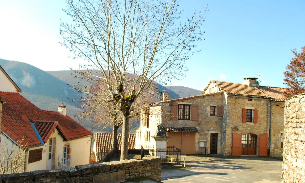 Mostuejouls House | Homerez - Amazing house for 4 ppl. at Mostuéjouls