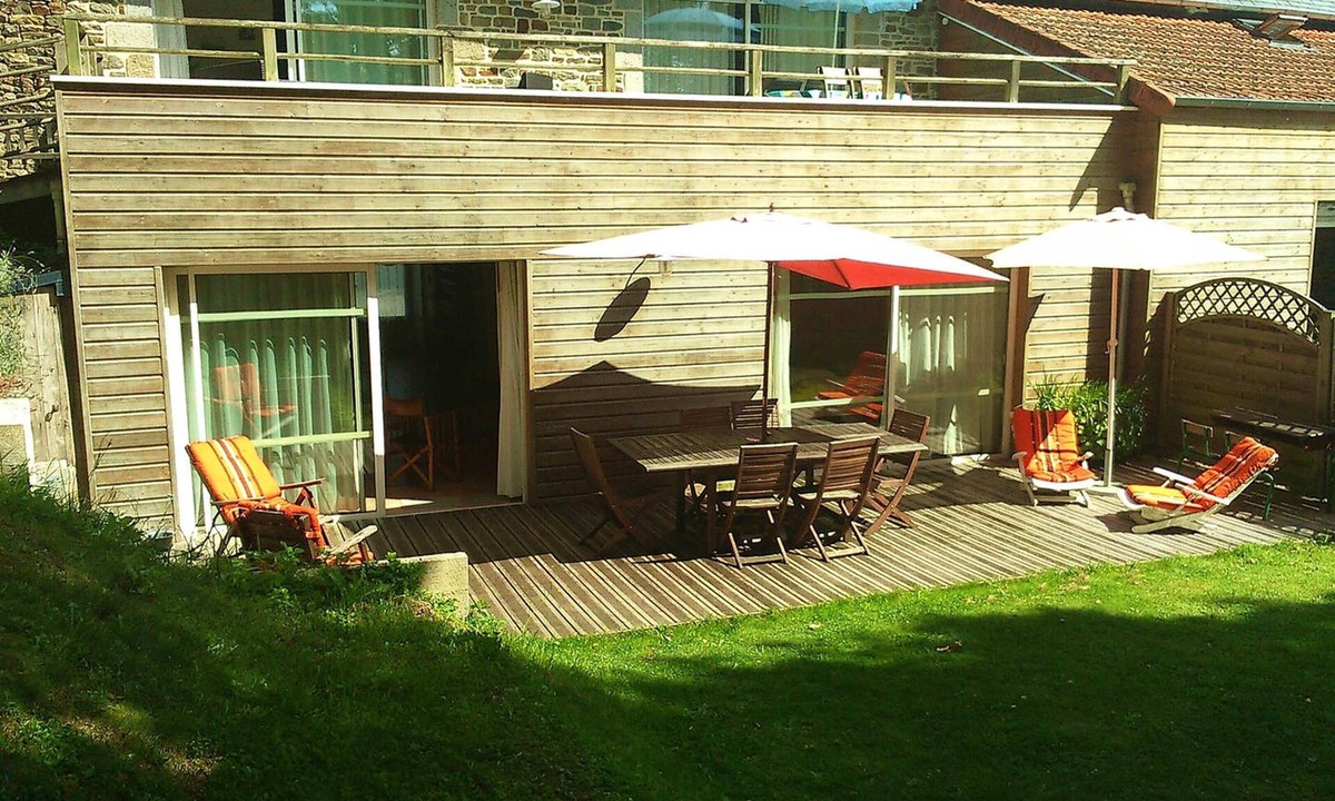 Dragey-Ronthon Apartment | Homerez - Apartment in Dragey-Ronthon