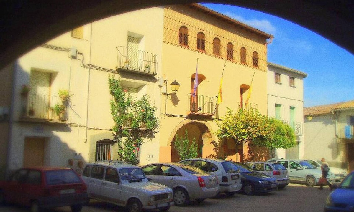 Tolva Apartment | Homerez - Apartment in Tolva, mountain view