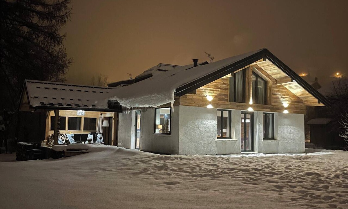 Valloire Ski Chalet | Homerez - Chalet in Valloire.