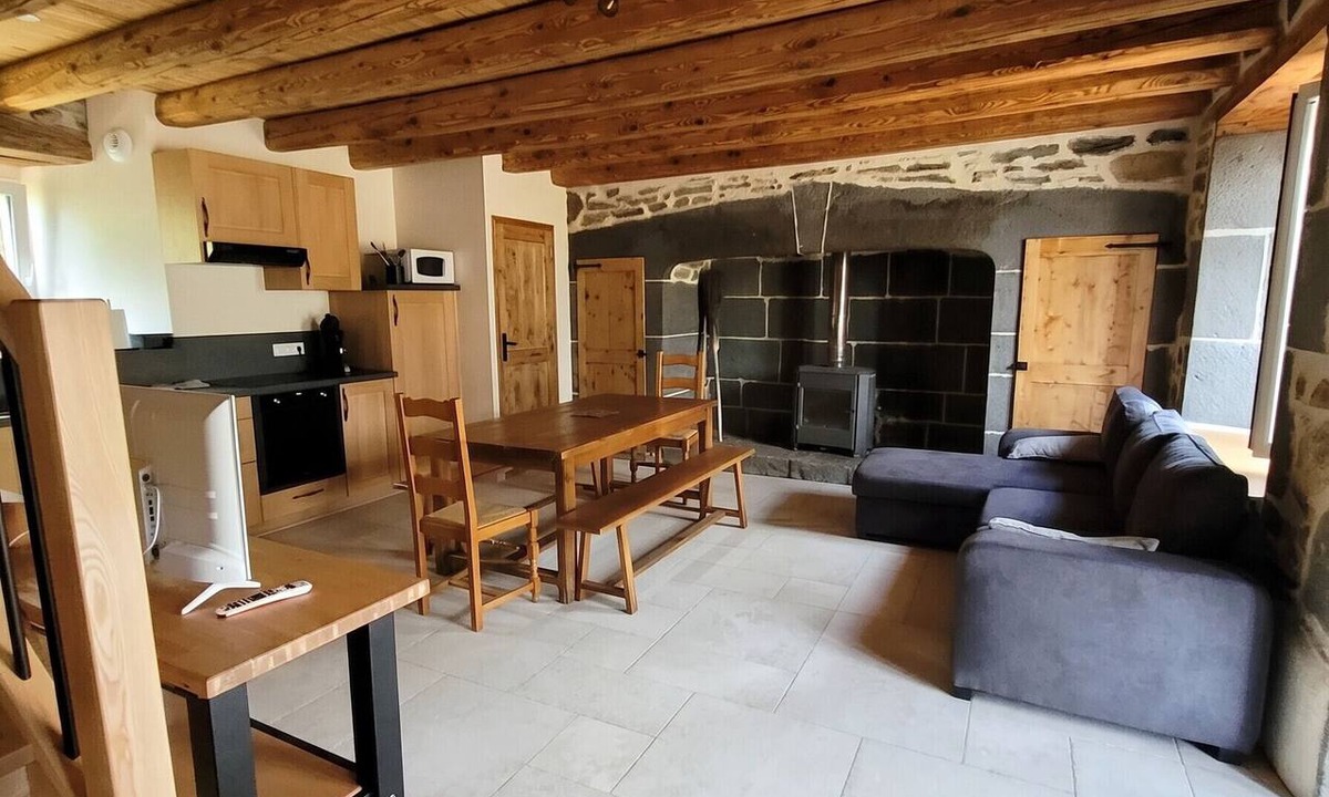 Alleuze House | Homerez - House in Alleuze