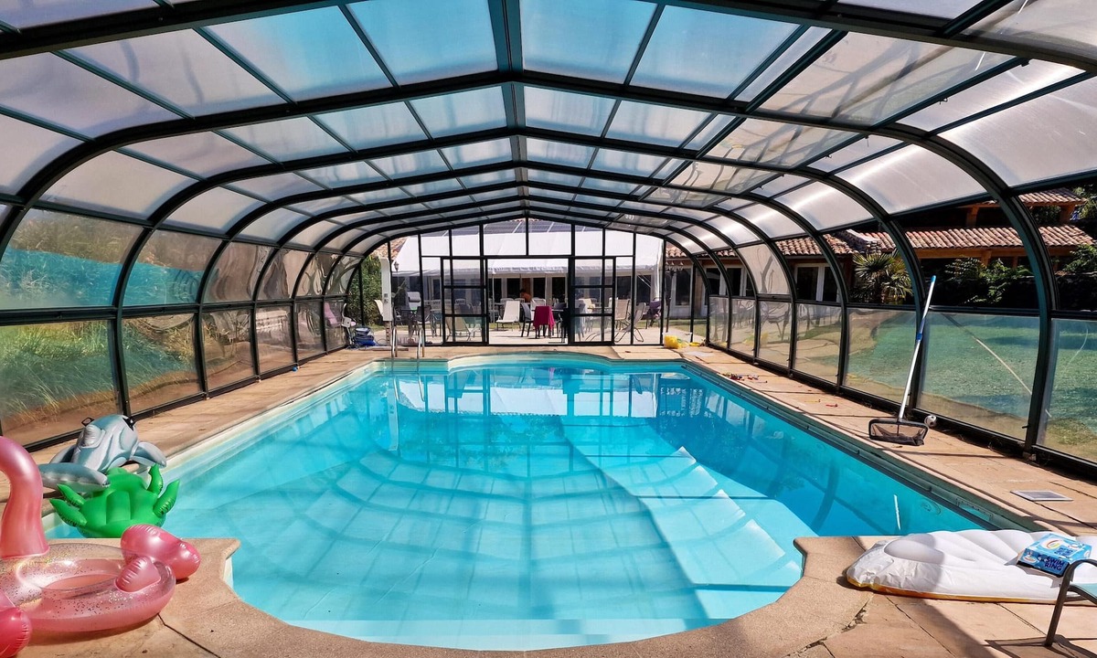 Chomerac Villa | Homerez - Villa for 14 ppl. with swimming-pool, jacuzzi and terrace at Chomérac