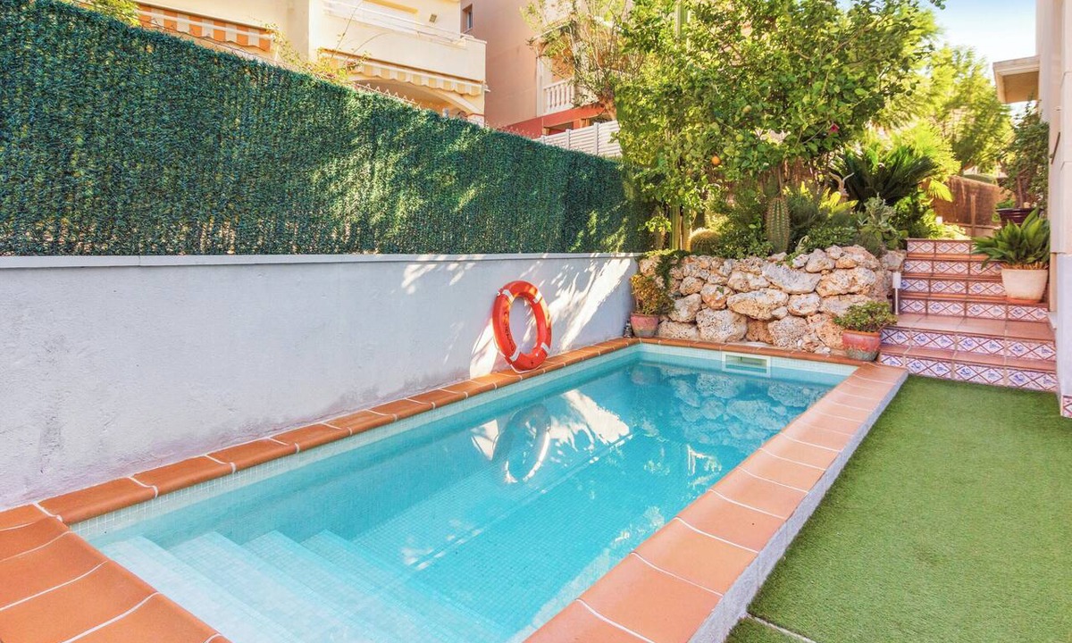 Torredembarra Villa | Homerez - Villa in Torredembarra - Sea view