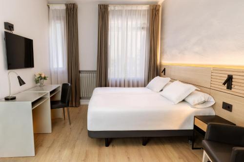 Las Ventas de Santa Lucia Hotel | Hospedium Hotel Lleida