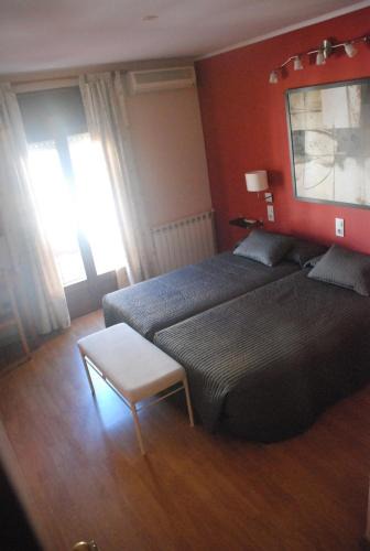 Benabarre House | Hostal Delgado