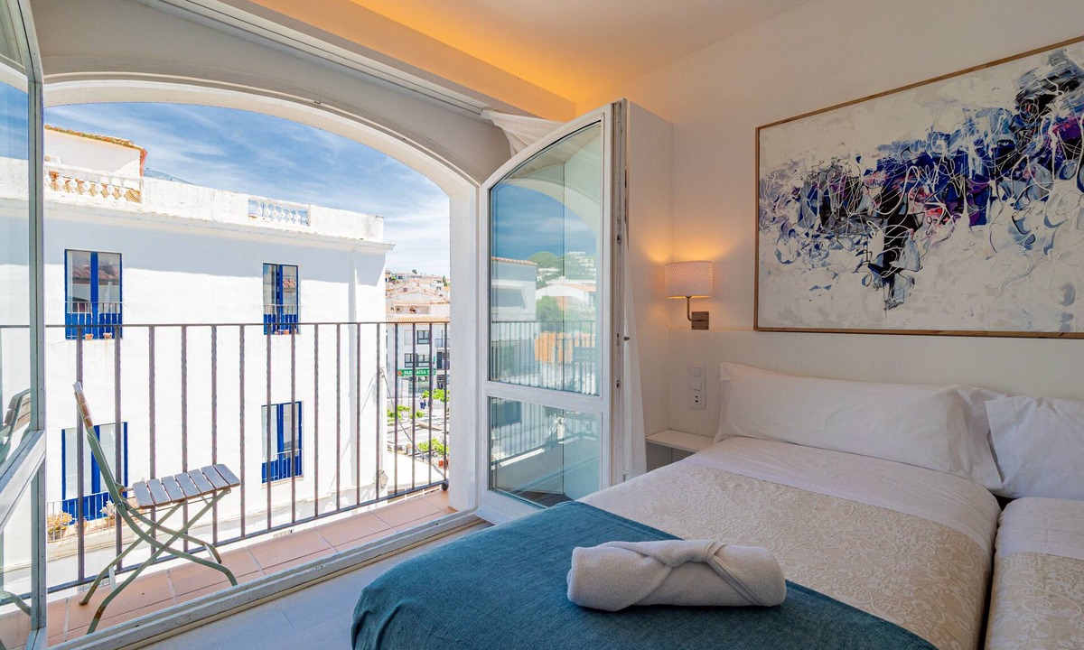 Portlligat Hostel | Hostal Marina Cadaqués