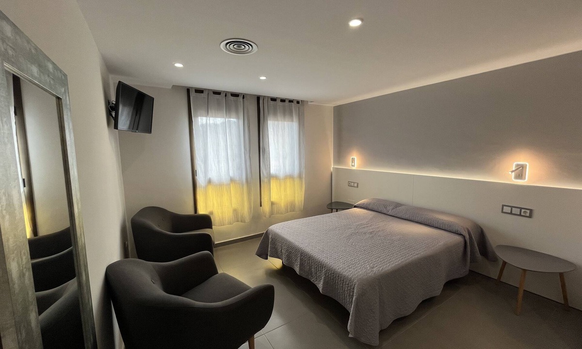 Angles Hostel | Hostal Tarrés