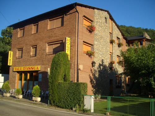 Altron House | Hostal Vall d'Àssua