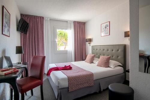 Carpentras Hotel | Hotel du Forum