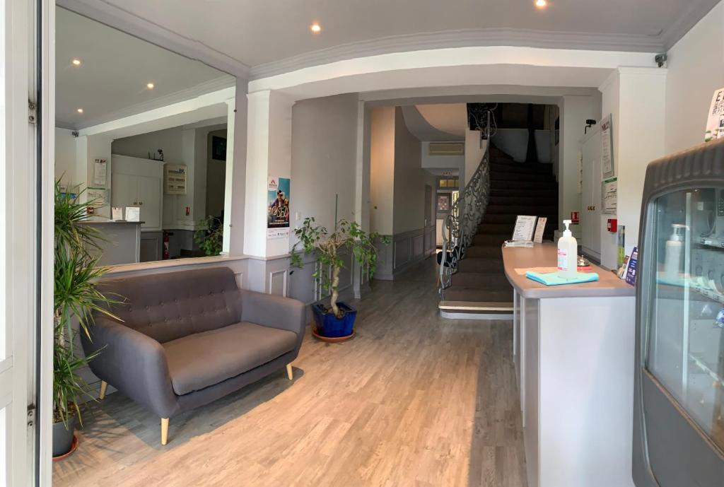 Salon-de-Provence Hotel | Hotel du Midi