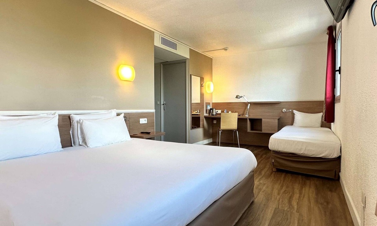 Le Bourget Hotel | Hotel Kyriad Le Bourget Centre-Parc des Expositions