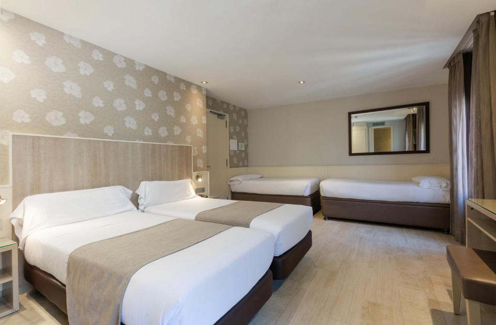 Sant Pere Hotel | Hotel Santa Marta
