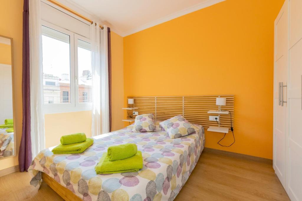 Gracia Apartment | Housalia Guell & Gracia