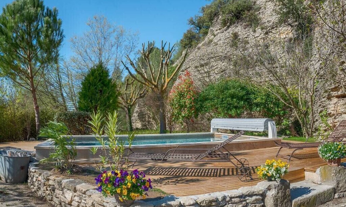 Fontaine-de-Vaucluse House | House with pool and river access