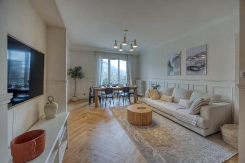 Quartier Exposition-Bajatiere Apartment | #HS Haussmann 1890 Grenoble
