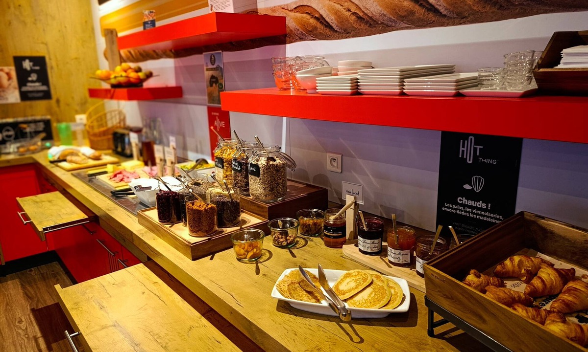 Aurillac Hotel | ibis Aurillac