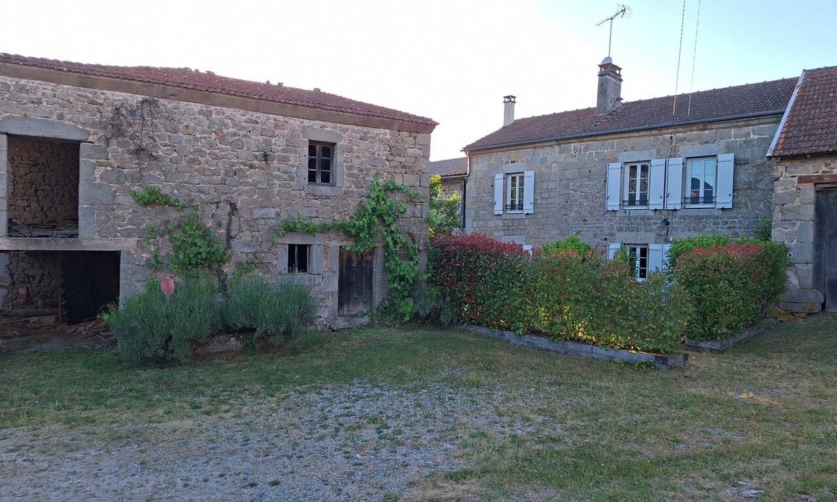 La Villetelle House | In the Footsteps of the Creuse Masonry Masters