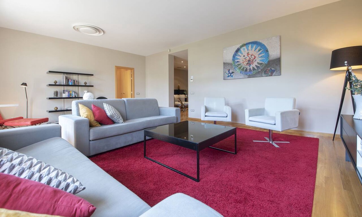 Eixample Apartment | INNER CITY CENTER ON PASEO DE GRACIA, luxurious & spacious, family & friends
