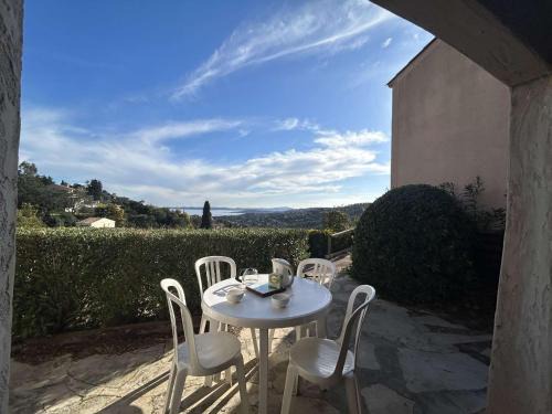 Les Issambres Apartment | IS110-604 2 pièces cabine 6 personnes piscine et parking
