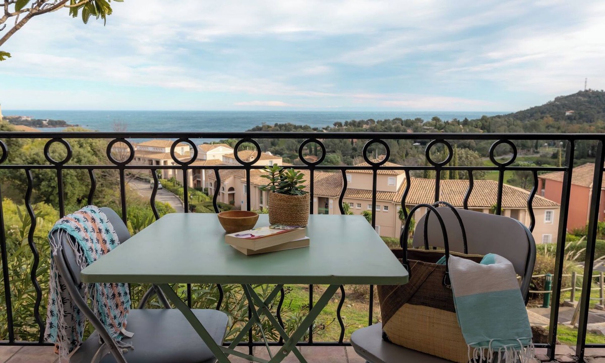 Agay Apartment | J6 174 L'Esquinade by Interhome