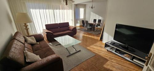 Salon-de-Provence Apartment | Joli apparemment, lumineux, spacieux et ensoleillée