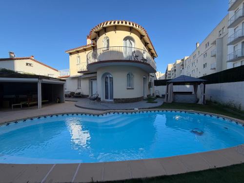 La Lunette Villa | Jolie Villa piscine climatisé 8 pers proche centre-ville Perpignan