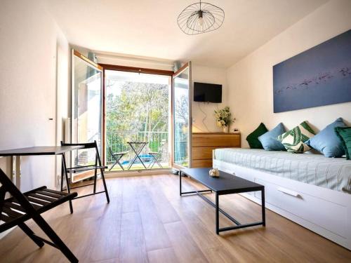 Les Beaux-Arts Apartment | L'Amarante, T1 avec Terrasse, Beaux Arts