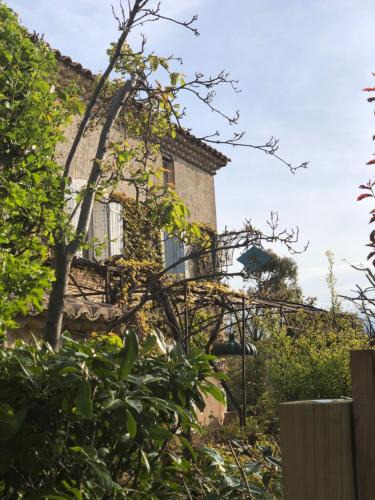 Roaix Bed & Breakfast | La Belle Etoile Chambres