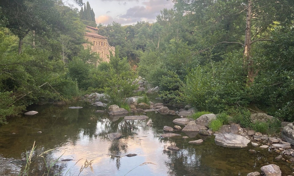 Duniere-sur-Eyrieux House | La Félicité: the river, nature, time to yourself.