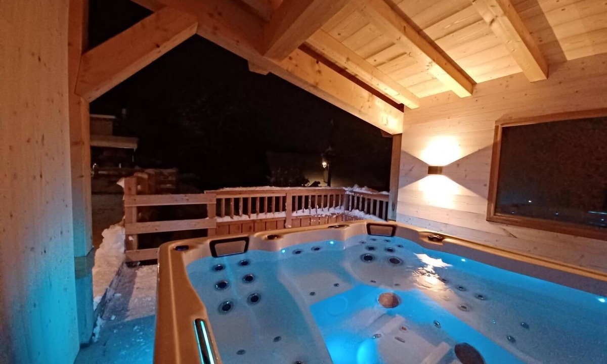 Bourg-Saint-Maurice House | La Grange D'ernestia