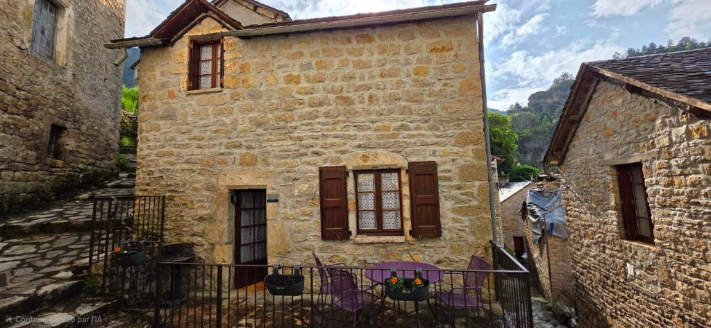 Sainte-Enimie Apartment | La Maison de Jacques
