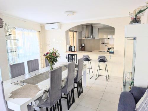 La Madeleine Apartment | La Providence