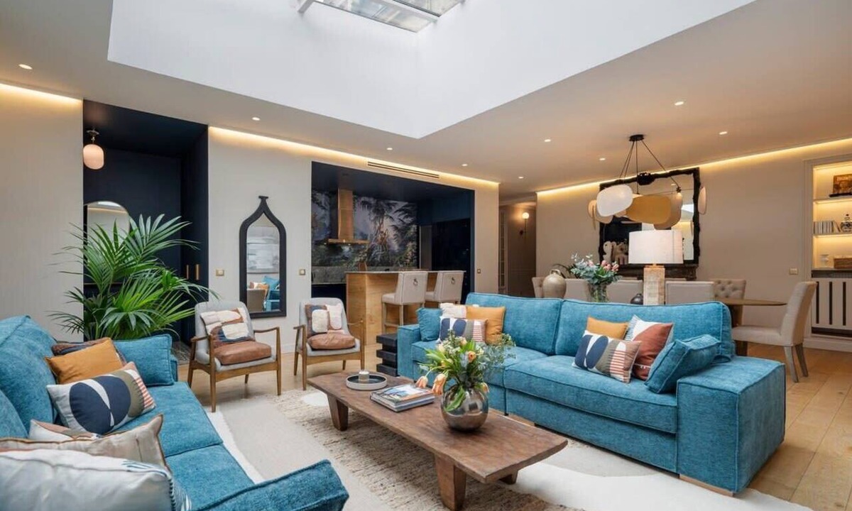 Quartier Saint-Georges Apartment | La Villa Ballu in Paris