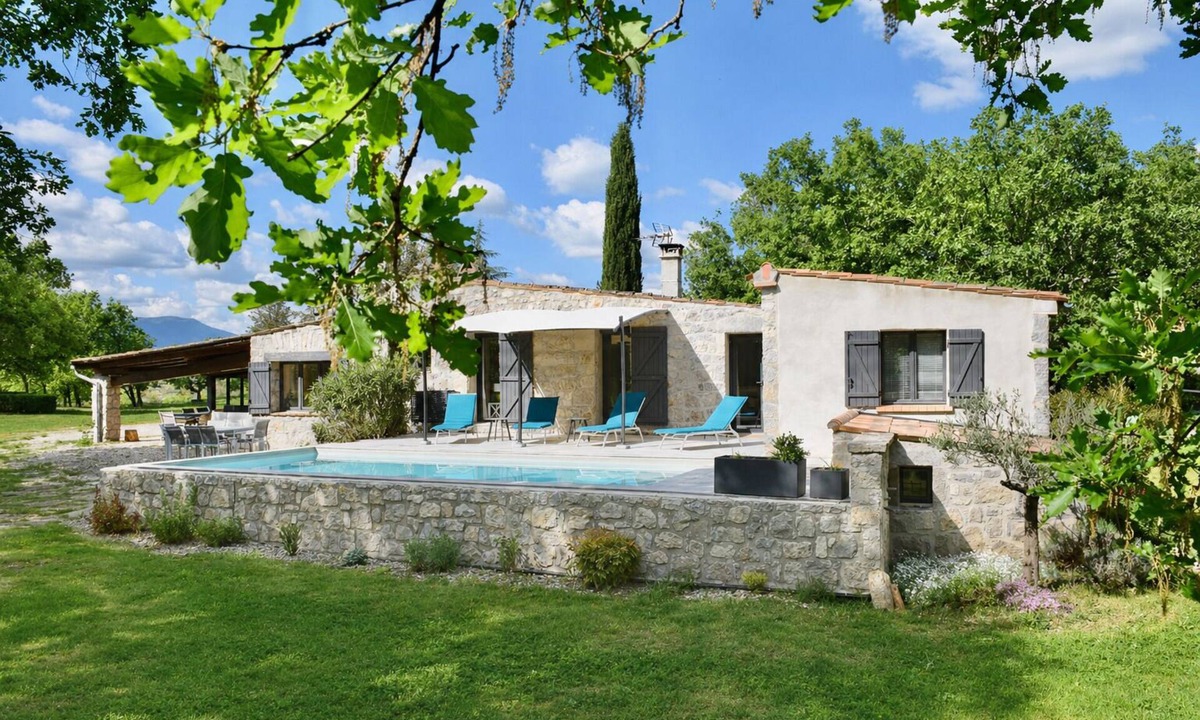 Rosieres House | Labeaume L'orée du bois, surrounded by nature, exceptional location,private pool