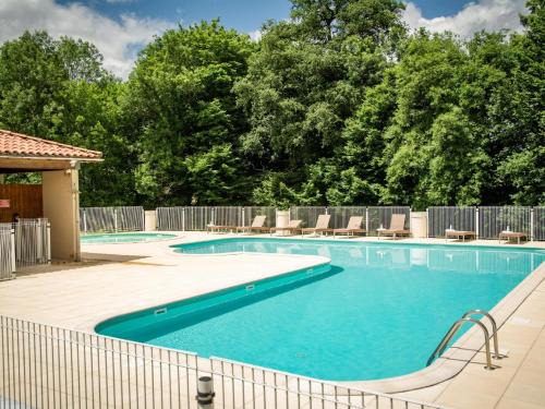 Lacapelle-Marival House | Lac Bleu 39 en 40 combi