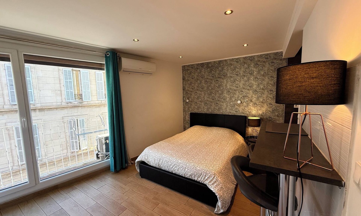 Saint-Charles Apartment | Lafayette Street 2