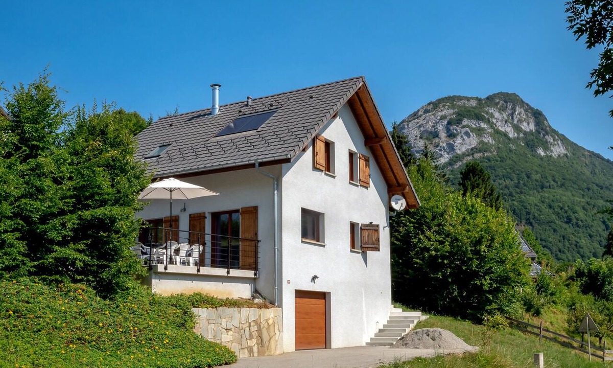 La Thuile House | Lake House – Terrace