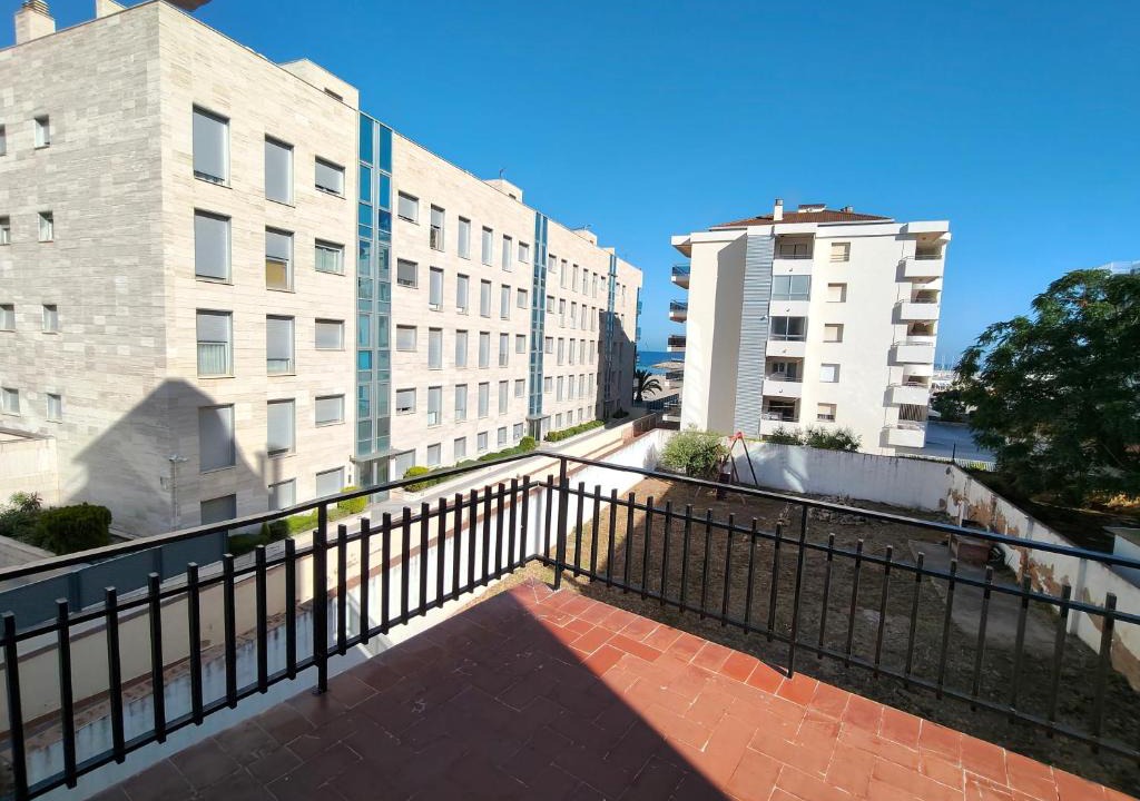 Torredembarra Apartment | Lamoga Ona