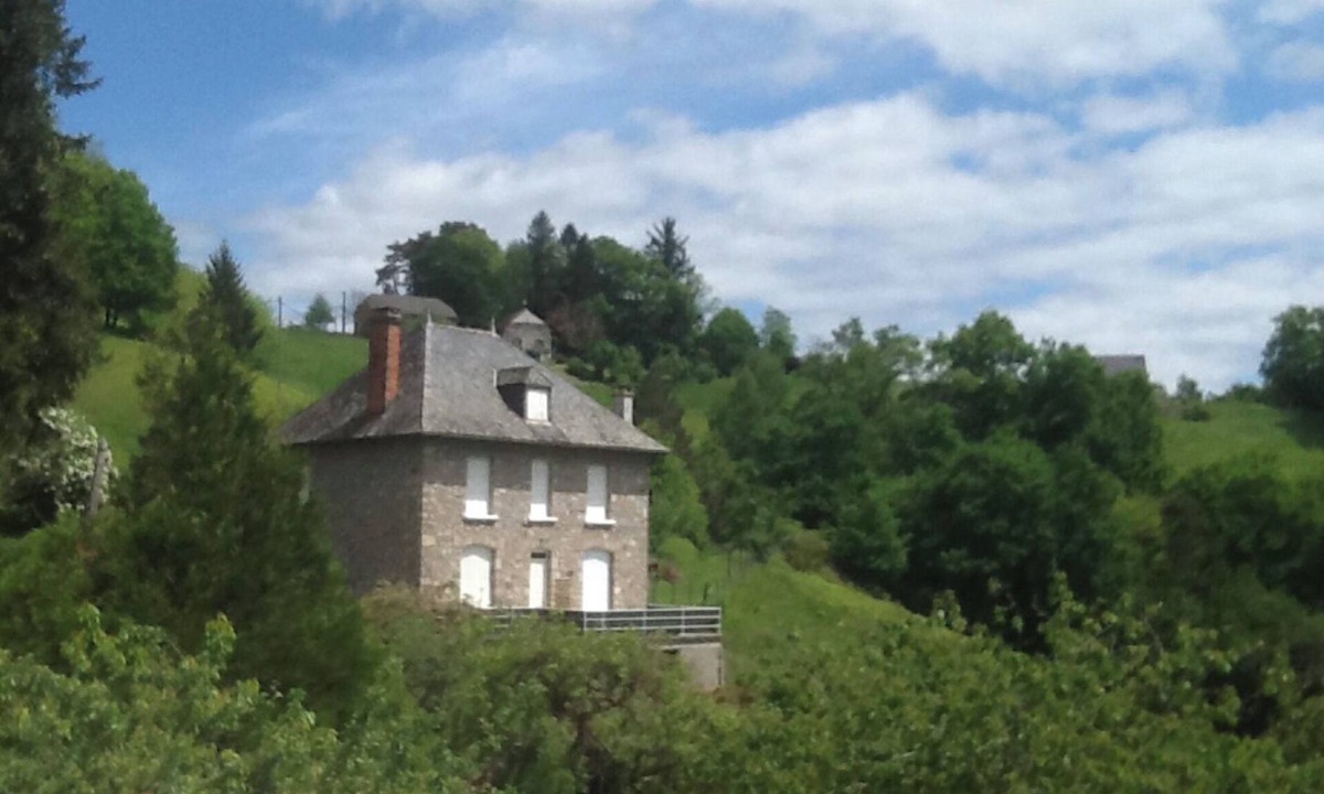 Argentat House | Large house Argentat-sur Dordogne, suitable for fishermen Heating WIFI
