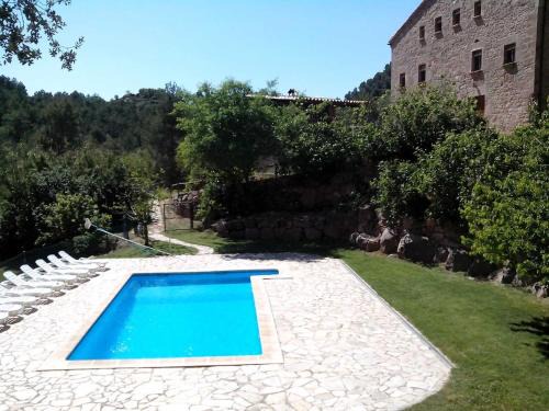 Cardona Villa | Large rural house with outdoor pool 1 hour from Barcelona