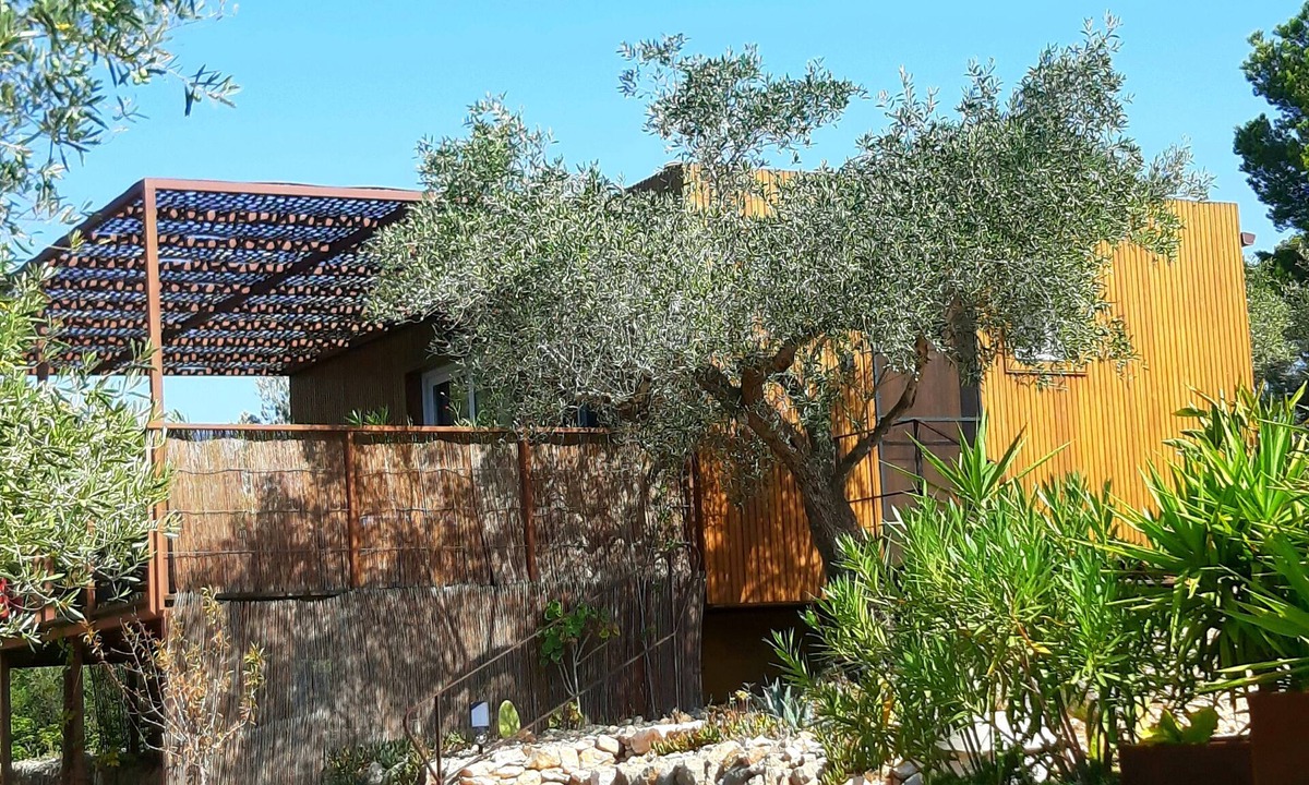 El Perello House | Large studio, between sea and mountains, on the Costa Dorada.