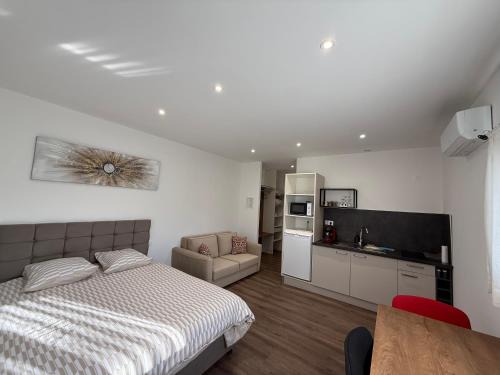 Montelimar House | Le 6 by Montélimar