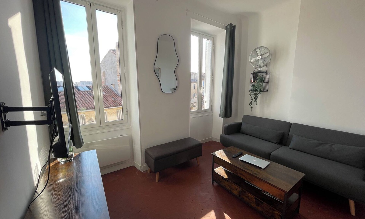 La Belle de Mai Apartment | Le Barbini - Bright studio