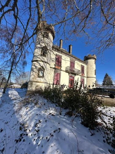 Giat Bed & Breakfast | Le Château Giat