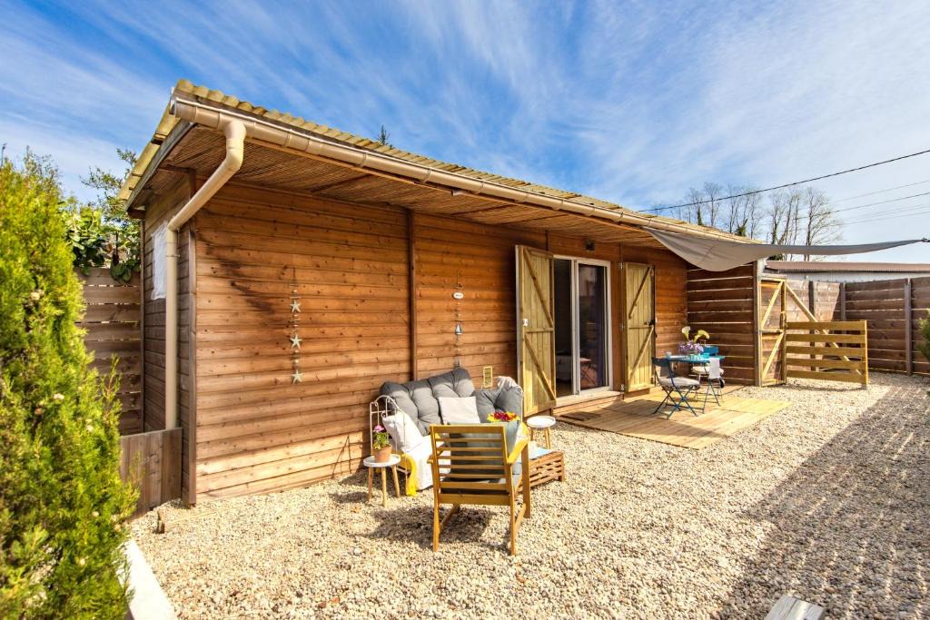 Vertheuil House | Le Chalet in Medoc