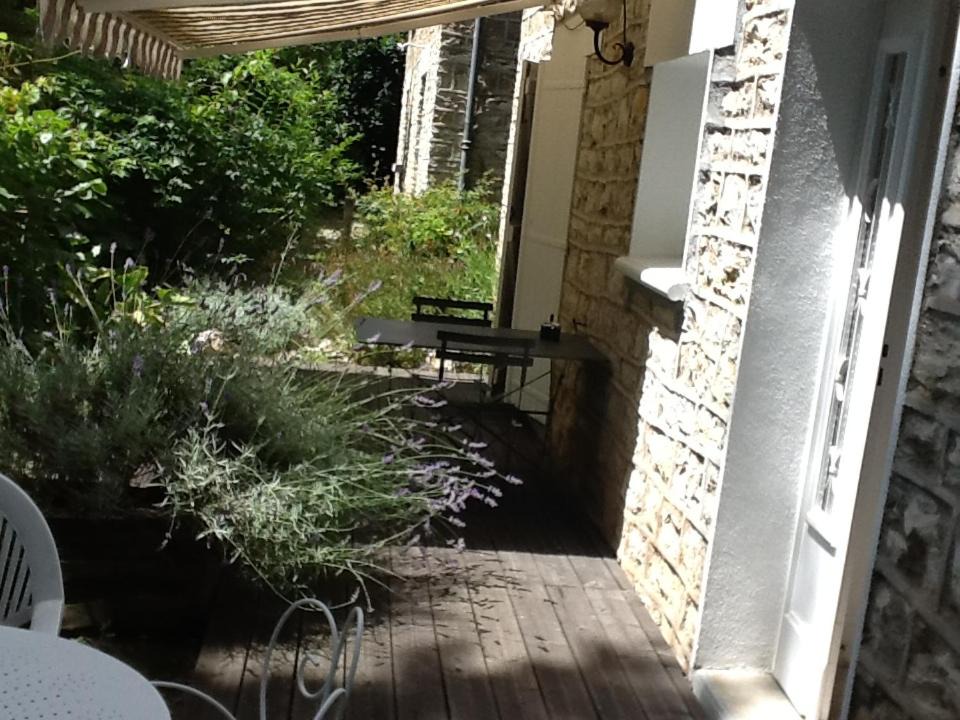 Brive-la-Gaillarde Apartment | Le Clos Doménat 1