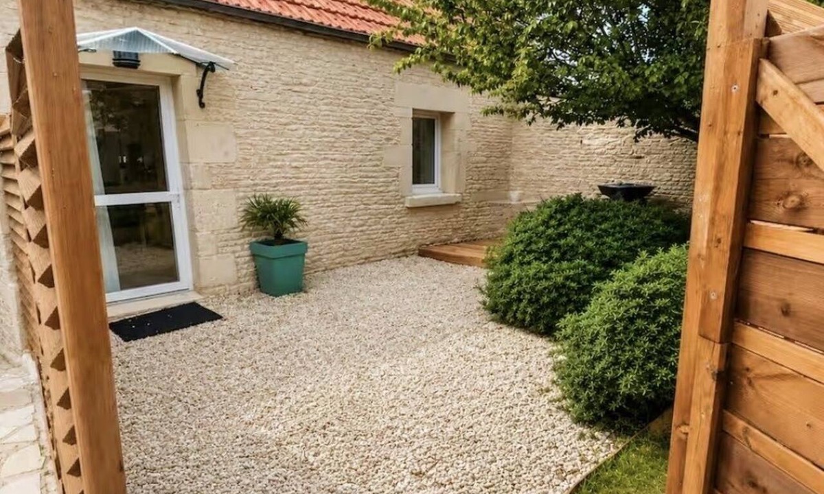 Periers-sur-le-Dan House | Le Clos du Dan, a vacation rental near tourist attractions