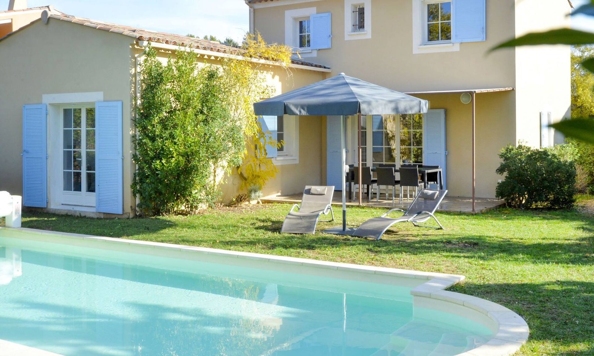 Saint-Saturnin-les-Apt House | Le Clos Savornin V10IC by Interhome